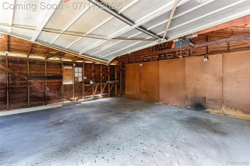 19789 Plainview Avenue Detroit City MI 48219