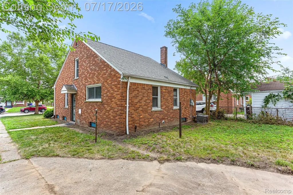 19789 Plainview Avenue Detroit City MI 48219