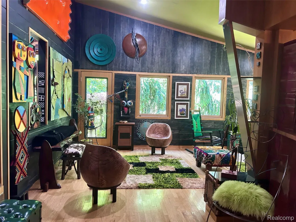5236 Patrick Road West Bloomfield Charter Township MI 48322