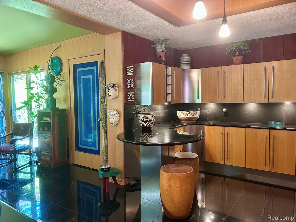 5236 Patrick Road West Bloomfield Charter Township MI 48322