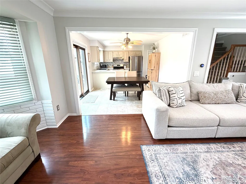 47244 Meadowbrook Drive Macomb Township MI 48044
