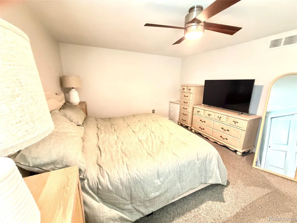 47244 Meadowbrook Drive Macomb Township MI 48044