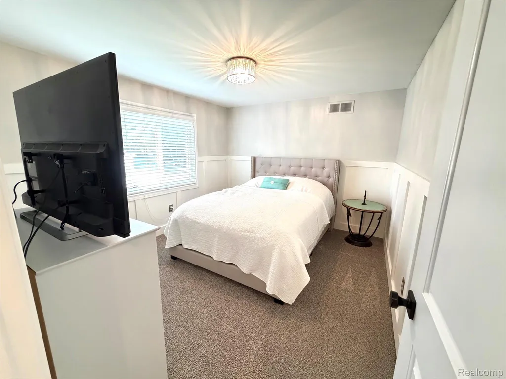 47244 Meadowbrook Drive Macomb Township MI 48044