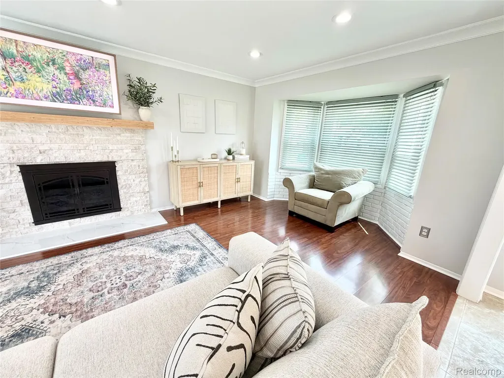 47244 Meadowbrook Drive Macomb Township MI 48044