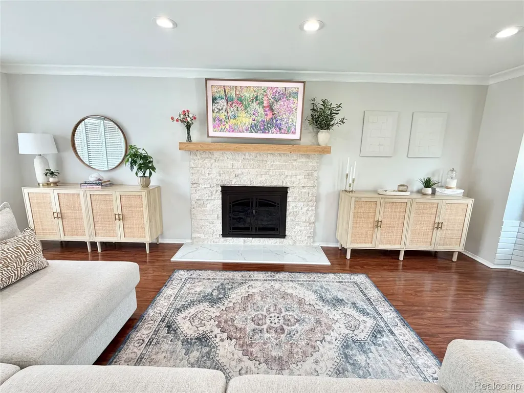 47244 Meadowbrook Drive Macomb Township MI 48044