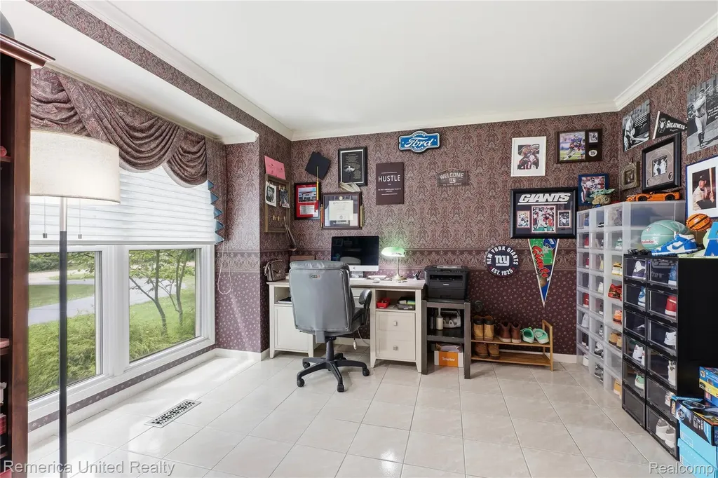 12825 Larkins Road Brighton Township MI 48114