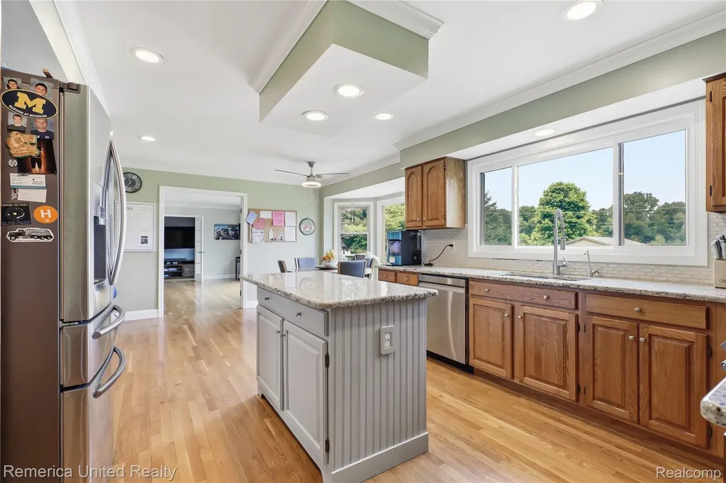 12825 Larkins Road Brighton Township MI 48114