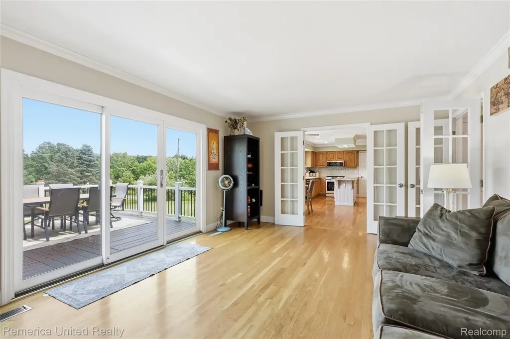 12825 Larkins Road Brighton Township MI 48114