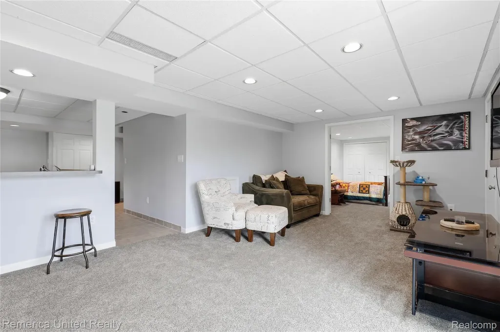 12825 Larkins Road Brighton Township MI 48114