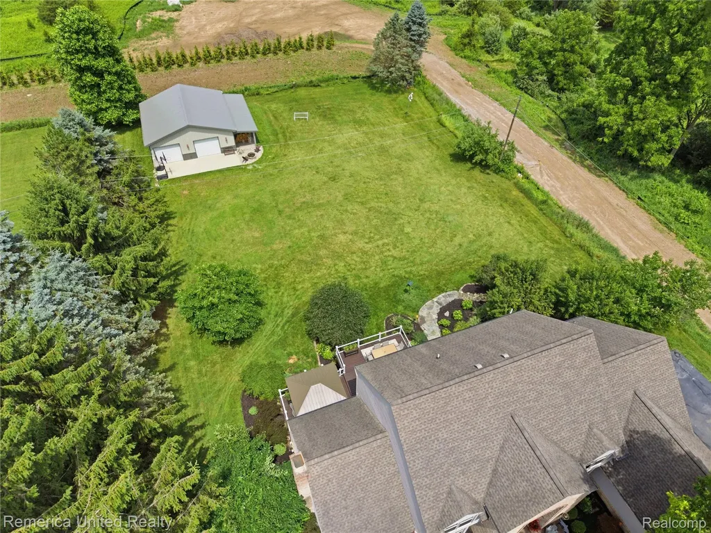 12825 Larkins Road Brighton Township MI 48114