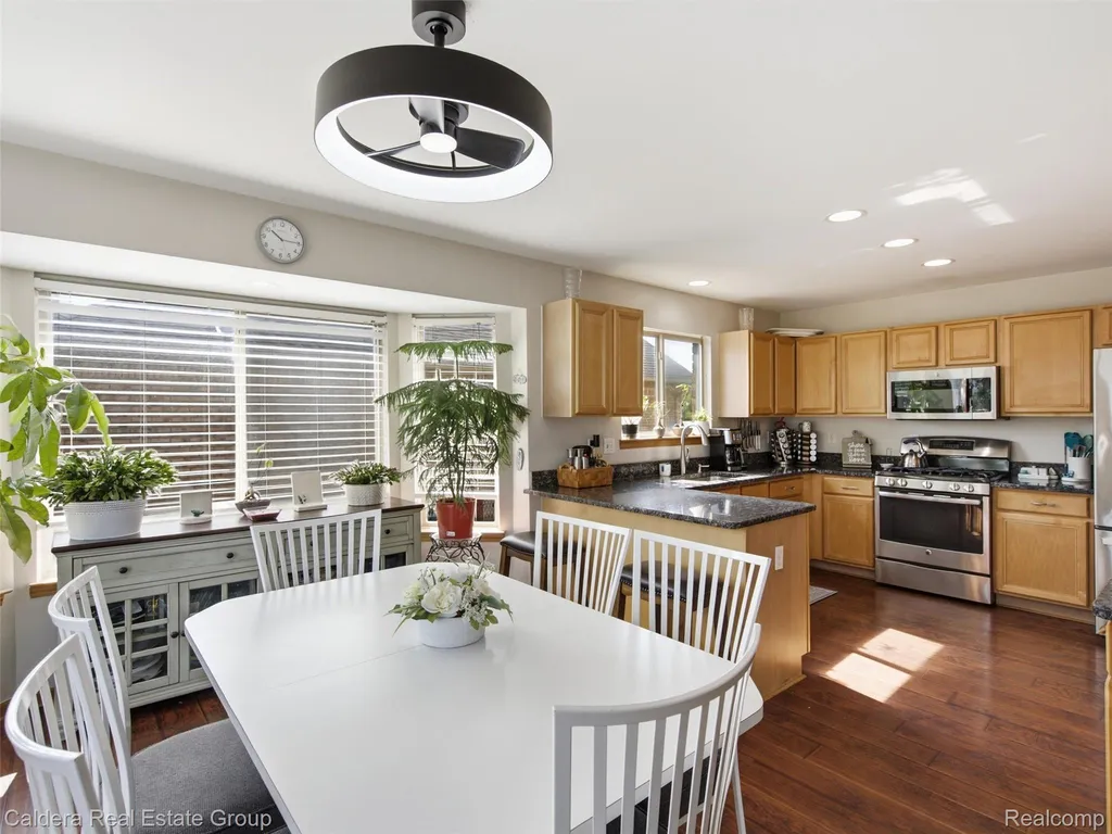 22449 Bluewater Drive Macomb Township MI 48044