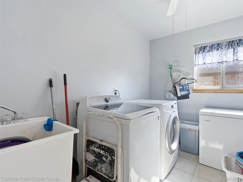 22449 Bluewater Drive Macomb Township MI 48044