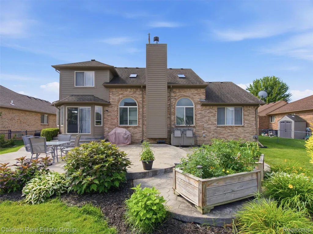 22449 Bluewater Drive Macomb Township MI 48044