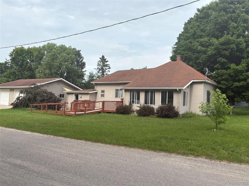 221 Alvin Street Springville Township MI 49668