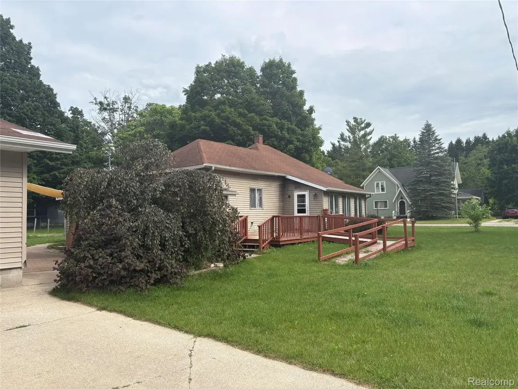 221 Alvin Street Springville Township MI 49668