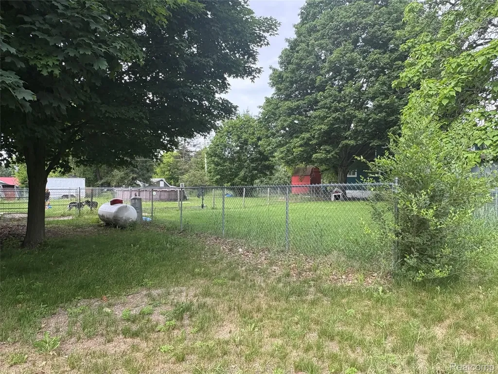 221 Alvin Street Springville Township MI 49668