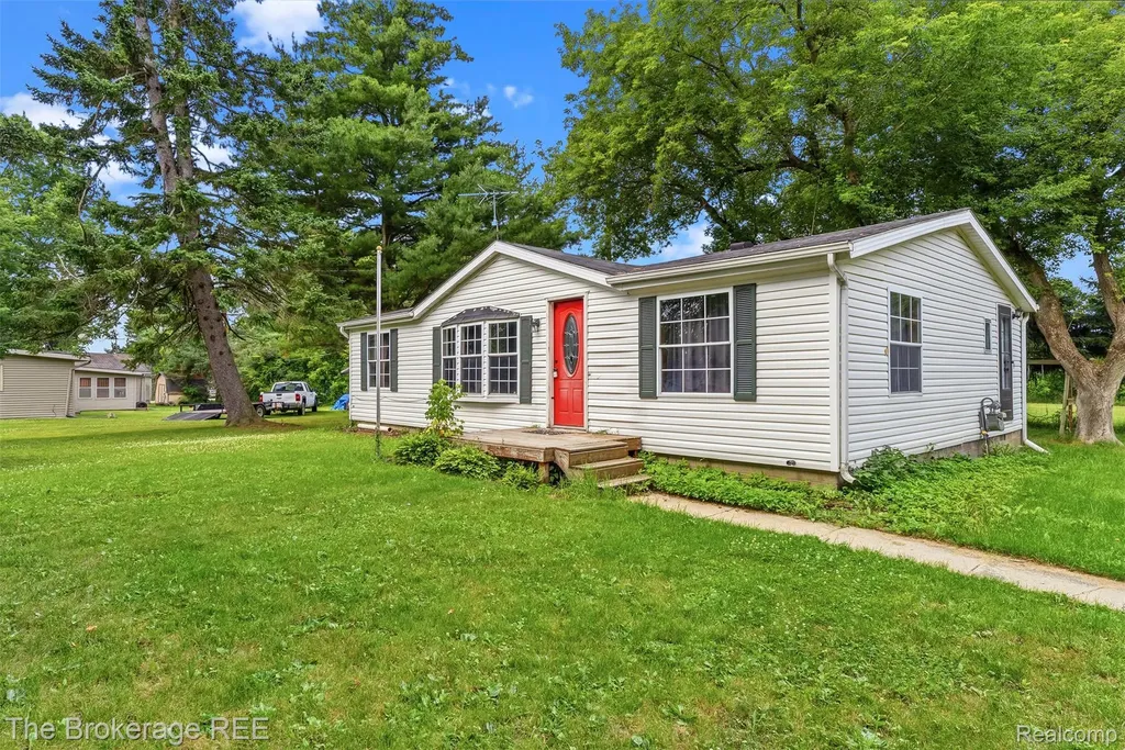 6829 West Street North Branch Village MI 48461