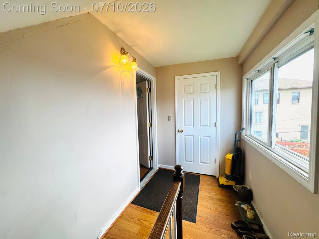 2461 Andrus Street Hamtramck City MI 48212