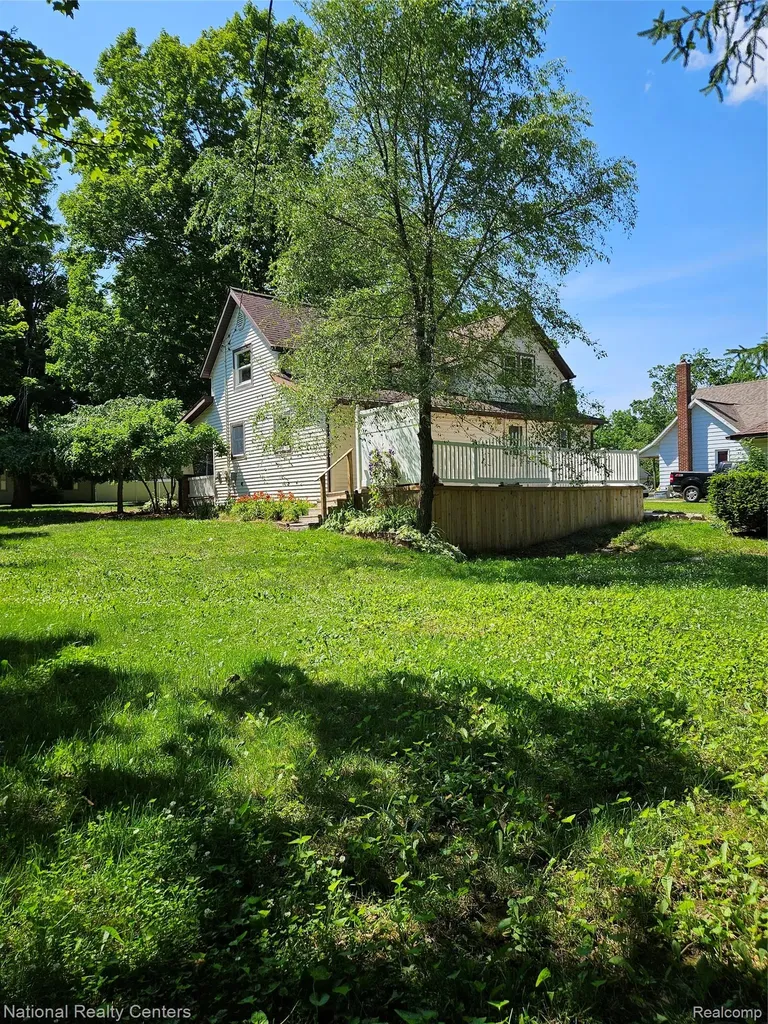 6053 3rd Street Mayville Village MI 48744