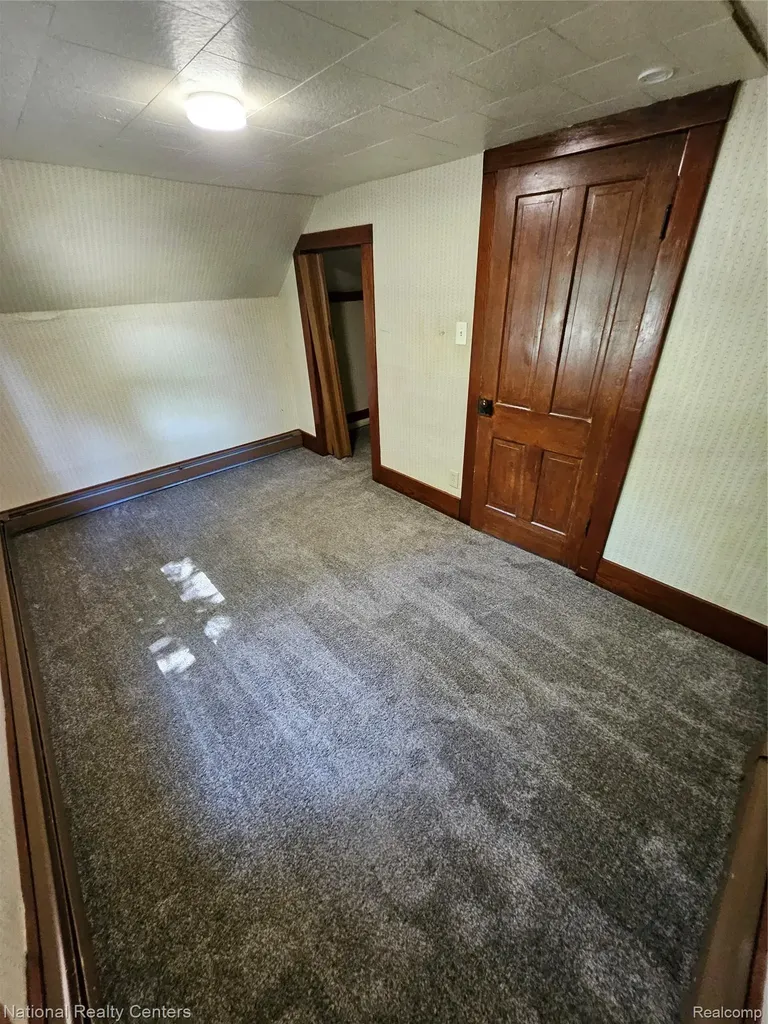 6053 3rd Street Mayville Village MI 48744