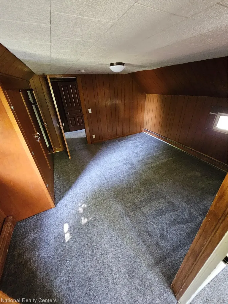 6053 3rd Street Mayville Village MI 48744