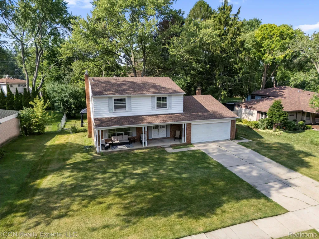 30280 Woodgate Drive Southfield City MI 48076