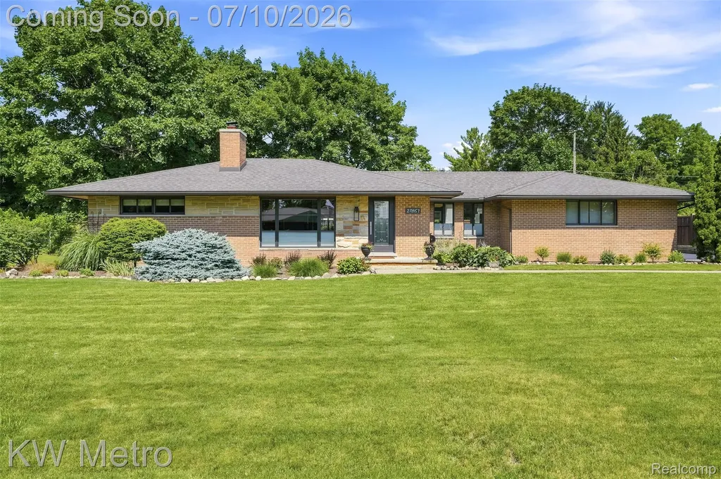 27861 Green Willow Street Farmington Hills City MI 48331