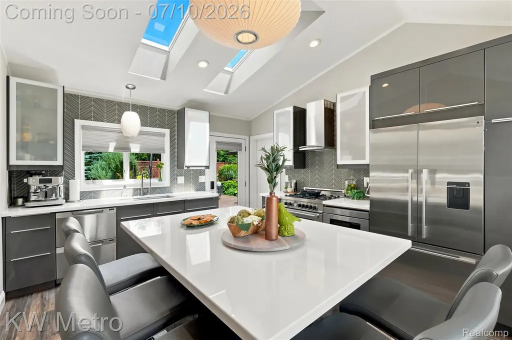 27861 Green Willow Street Farmington Hills City MI 48331