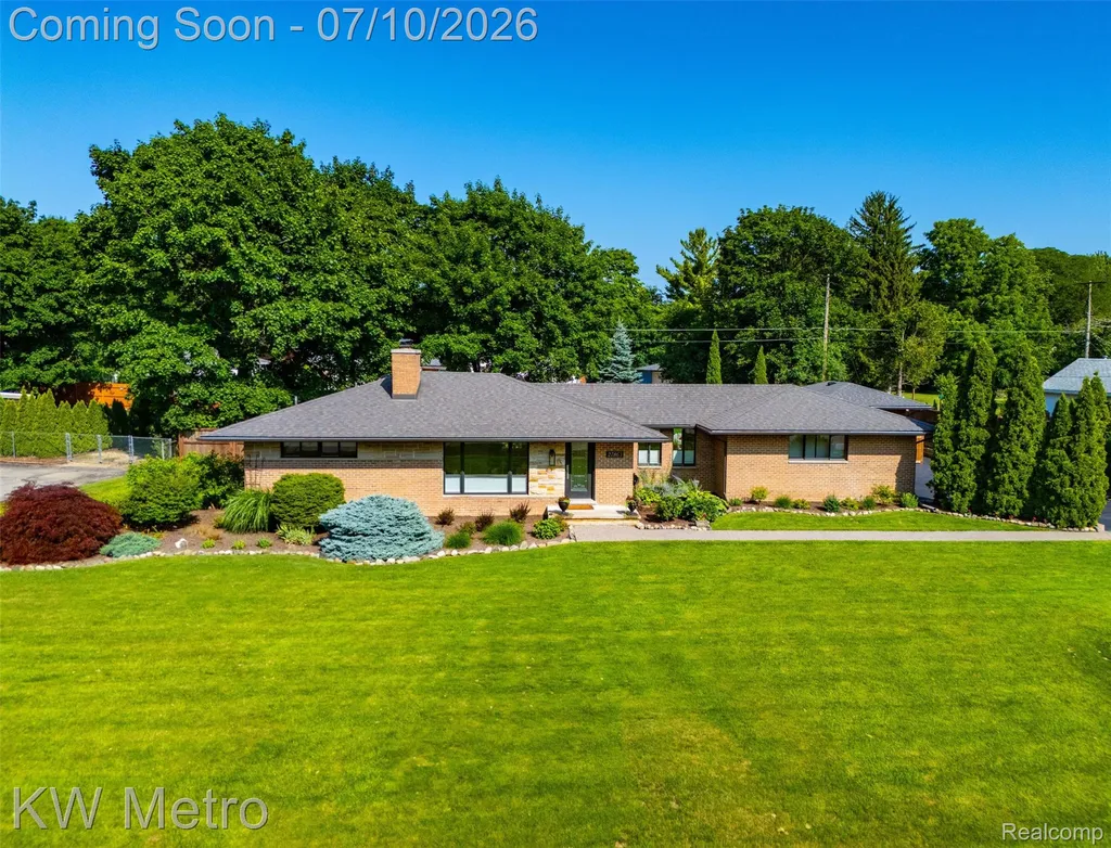 27861 Green Willow Street Farmington Hills City MI 48331