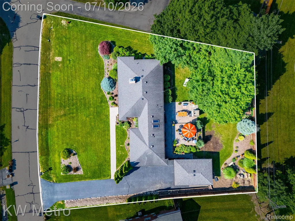 27861 Green Willow Street Farmington Hills City MI 48331