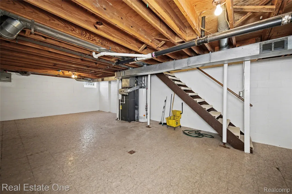 2579 Kingstowne Drive Commerce Charter Township MI 48390