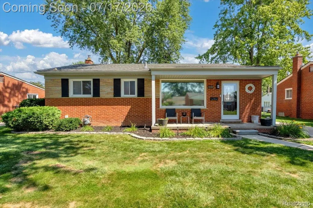 31118 Richland Street Livonia City MI 48150