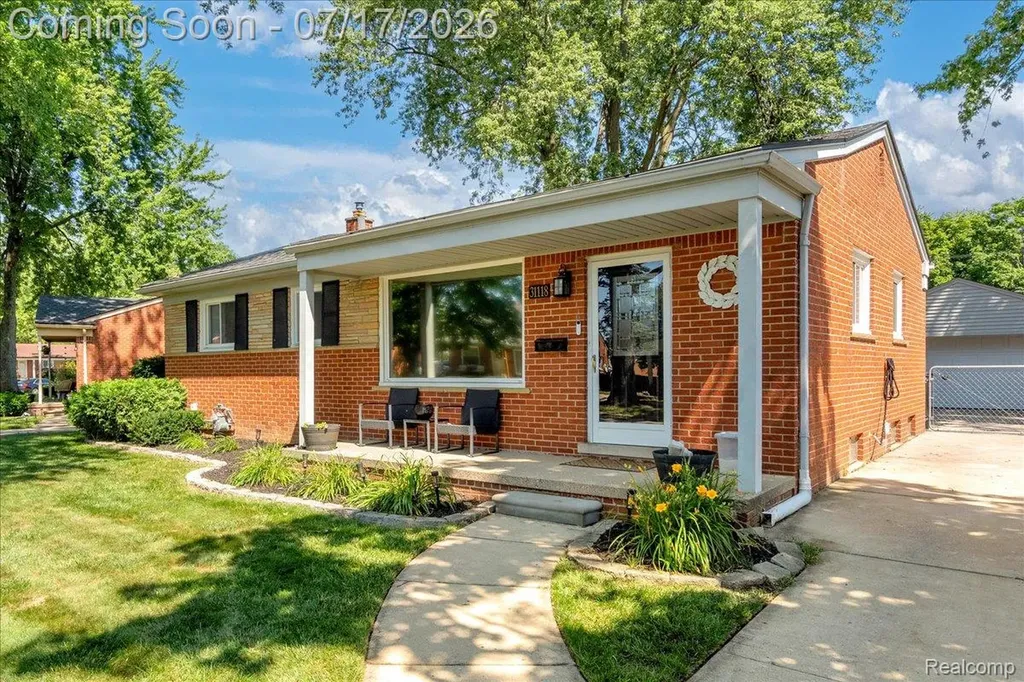 31118 Richland Street Livonia City MI 48150