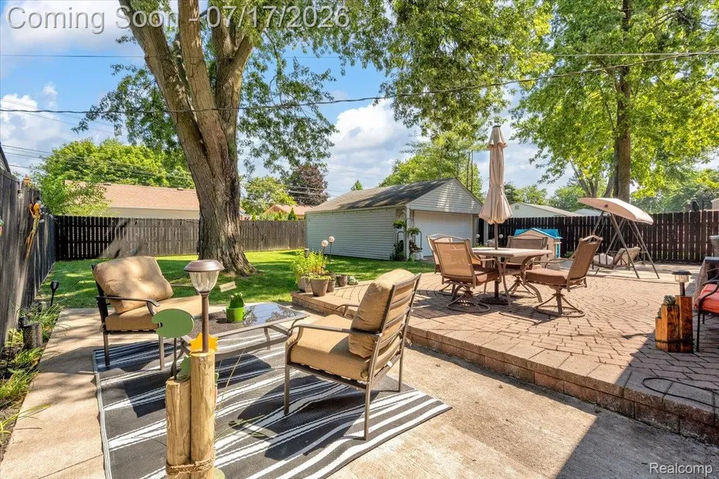 31118 Richland Street Livonia City MI 48150