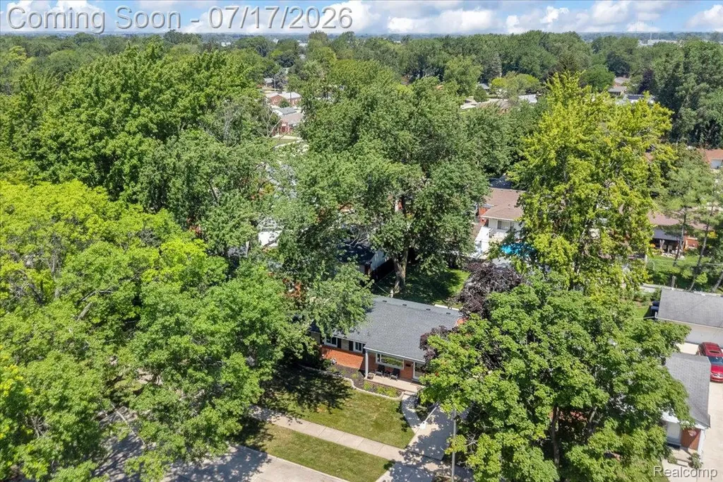 31118 Richland Street Livonia City MI 48150