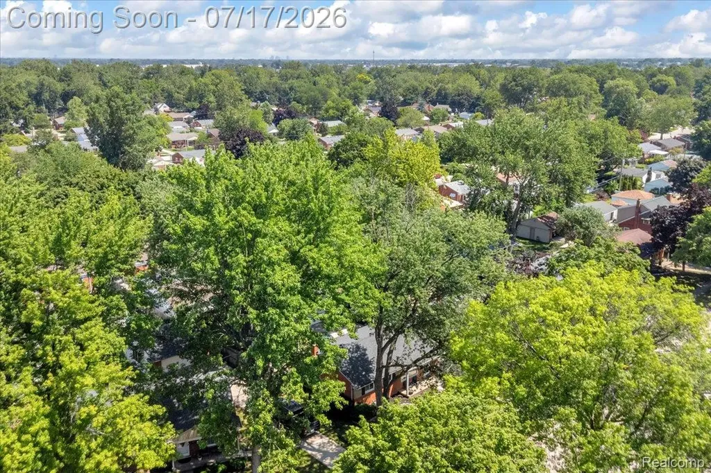 31118 Richland Street Livonia City MI 48150