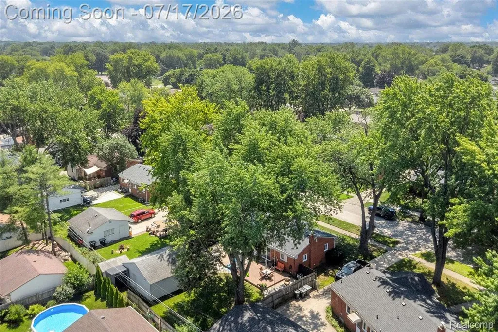 31118 Richland Street Livonia City MI 48150