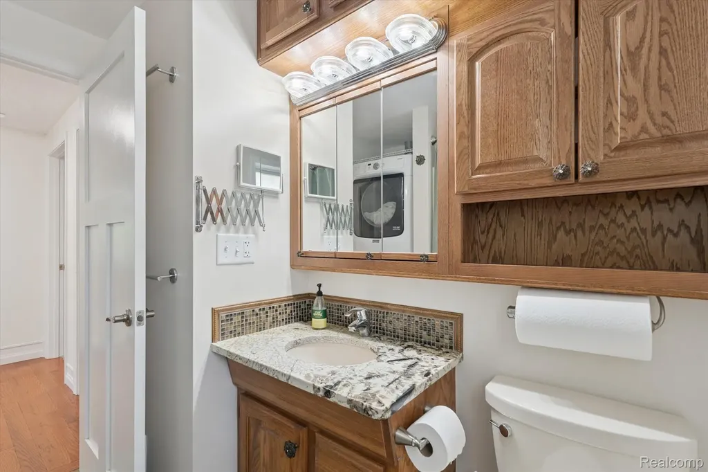 4475 Harp Drive Fenton Charter Township MI 48451