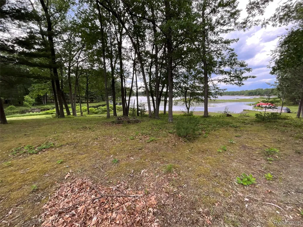 2192 Lake Road S Plainfield Township MI 48748