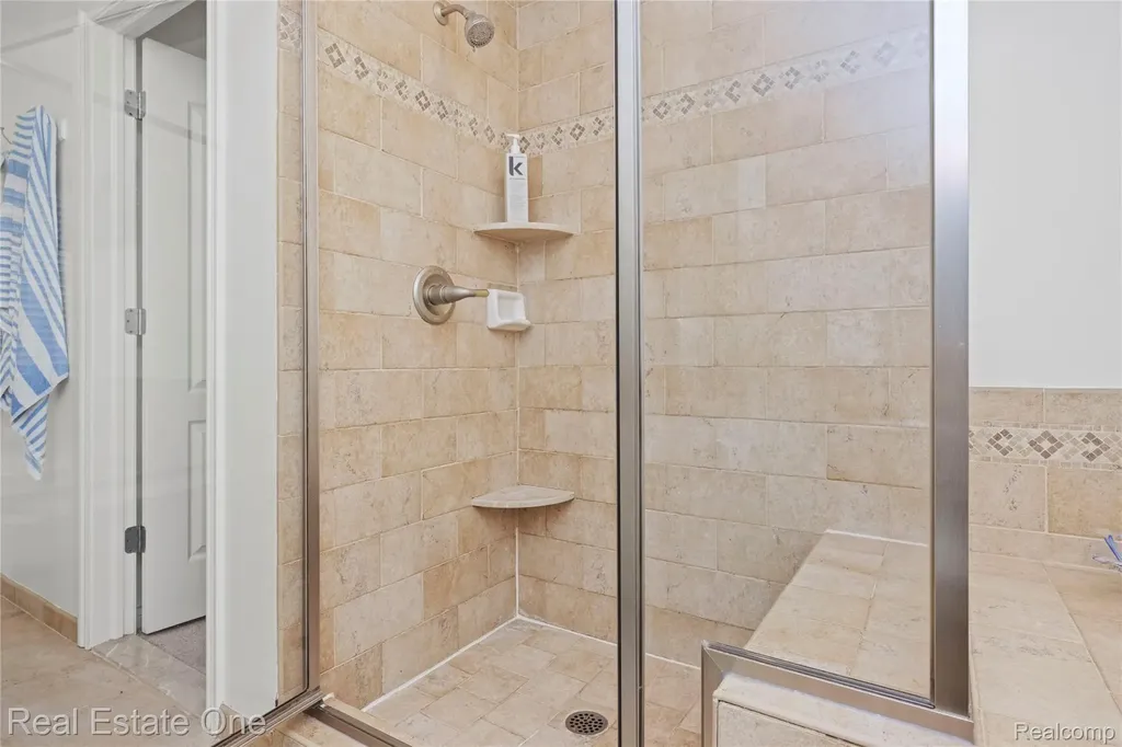 47630 Lorie Lane Chesterfield Township MI 48047