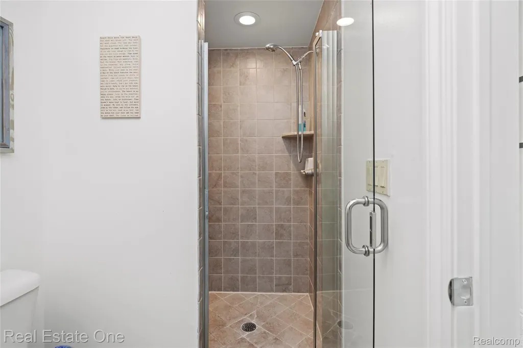 47630 Lorie Lane Chesterfield Township MI 48047