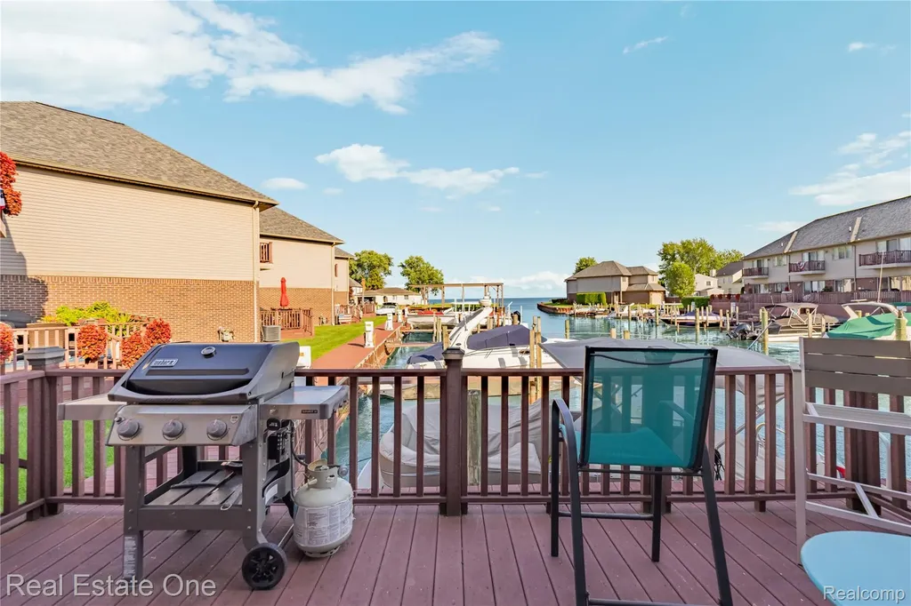 47630 Lorie Lane Chesterfield Township MI 48047
