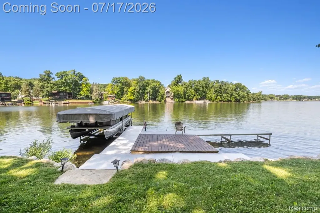 7375 Parkwood Drive Tyrone Township MI 48430