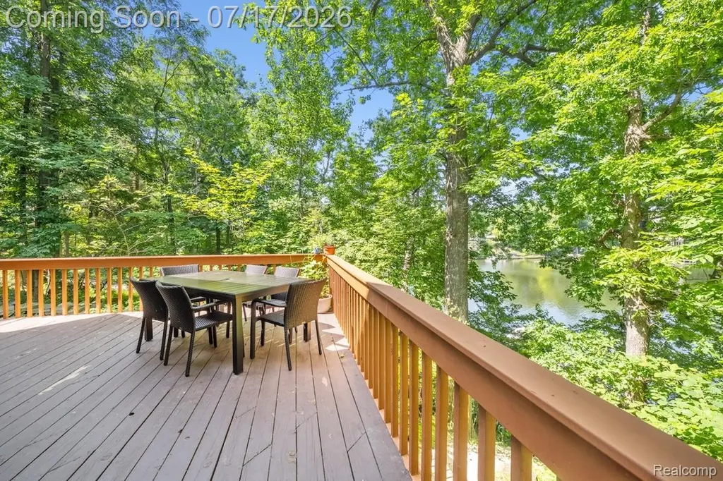 7375 Parkwood Drive Tyrone Township MI 48430