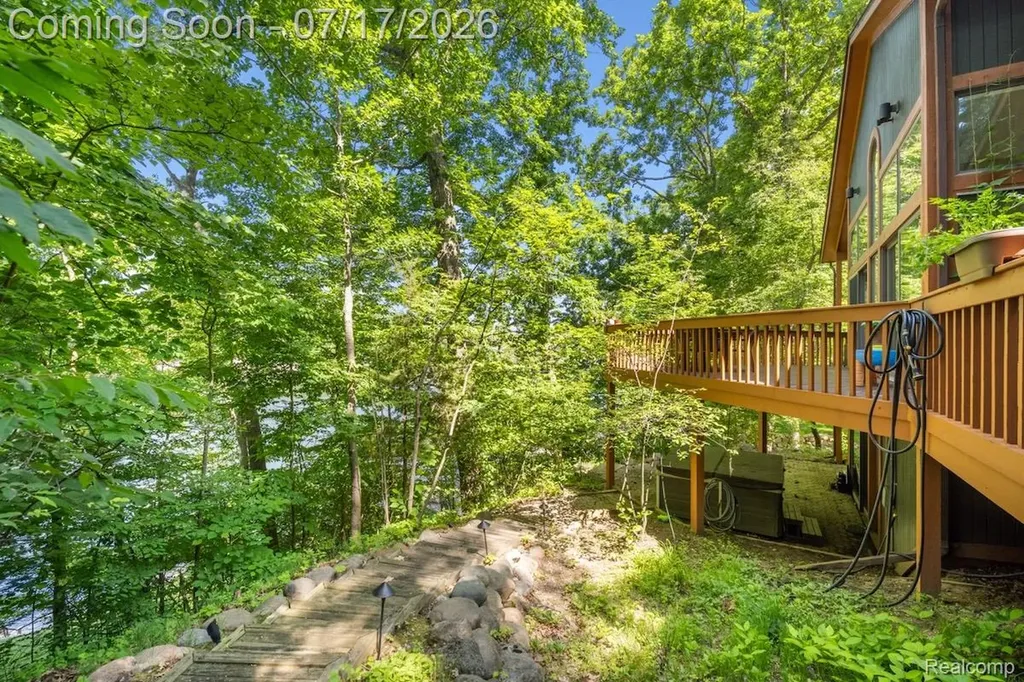 7375 Parkwood Drive Tyrone Township MI 48430