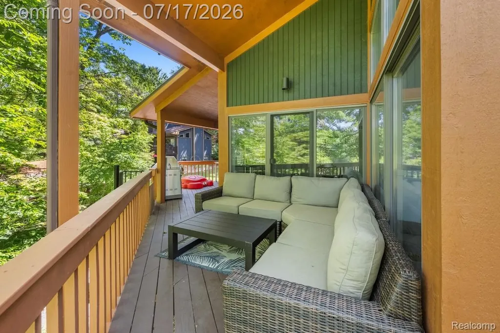 7375 Parkwood Drive Tyrone Township MI 48430