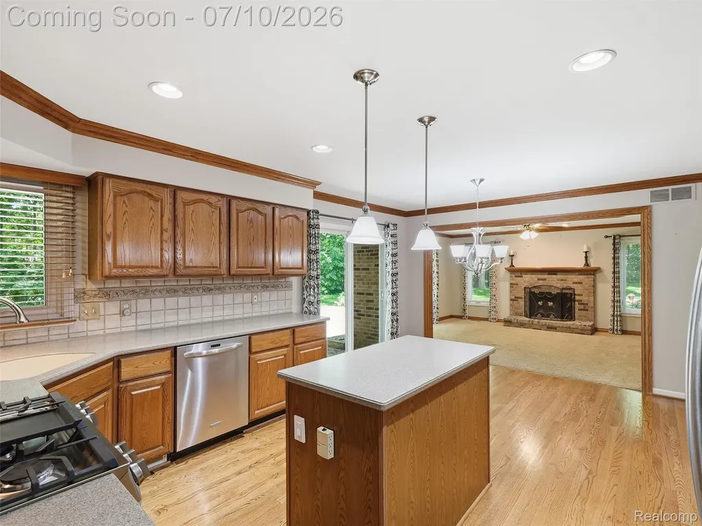 45698 Primrose Court Plymouth Charter Township MI 48170
