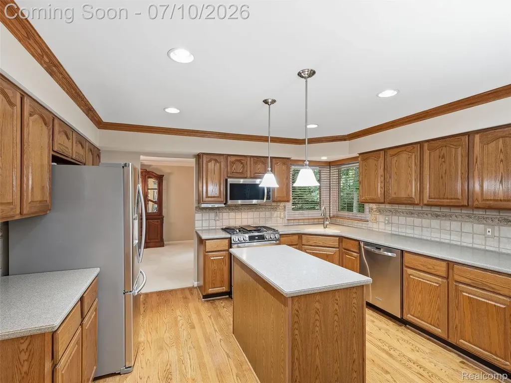 45698 Primrose Court Plymouth Charter Township MI 48170