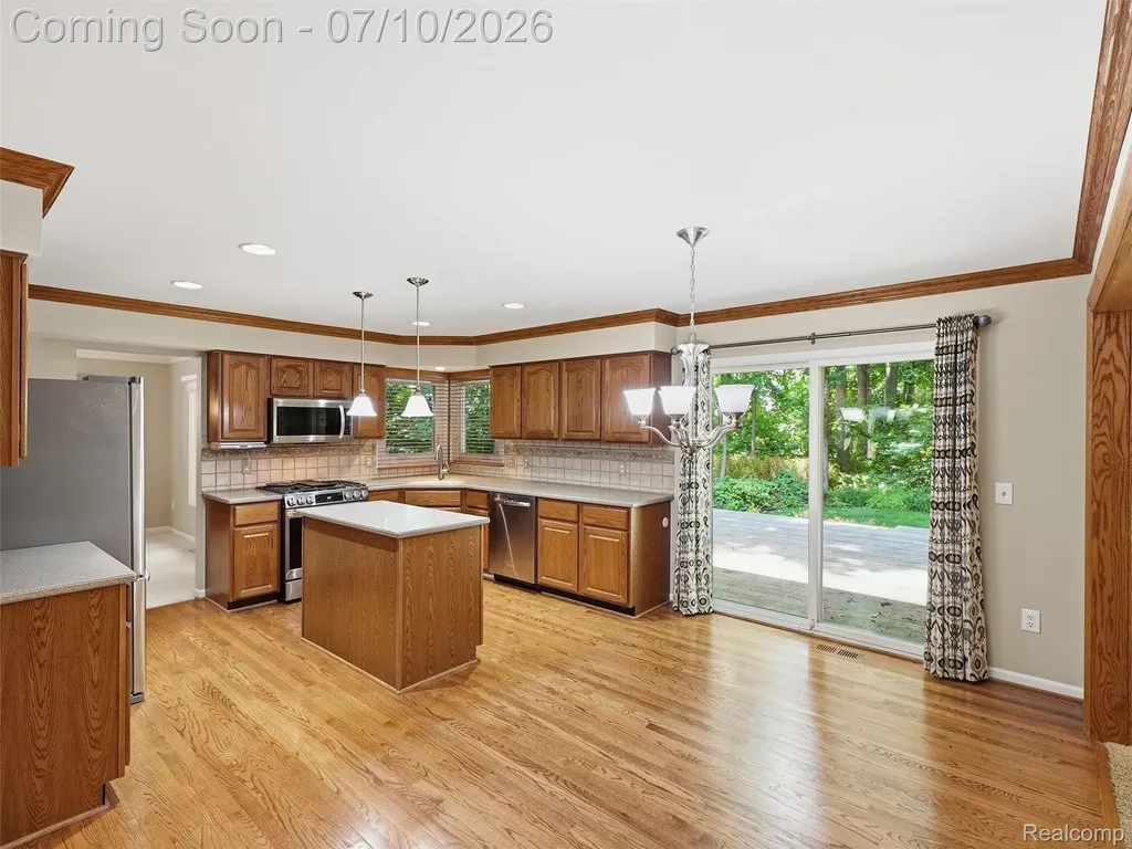 45698 Primrose Court Plymouth Charter Township MI 48170