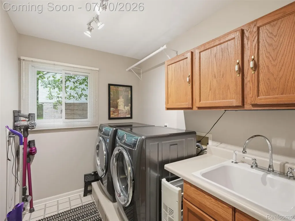 45698 Primrose Court Plymouth Charter Township MI 48170